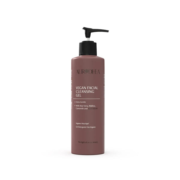 Vegan cleansing gel with baobab oil for gentle daily cleansing — YU