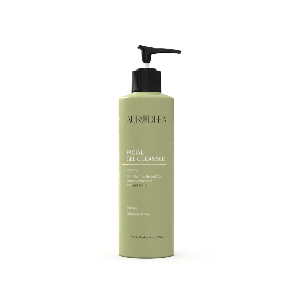 Snail slime facial gel cleanser for soft, renewed skin — YU