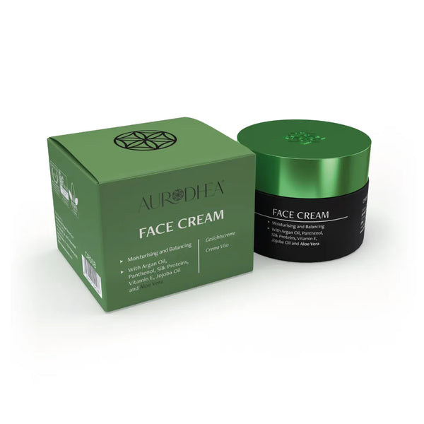 Aloe vera day face cream for calm, hydrated skin — YU